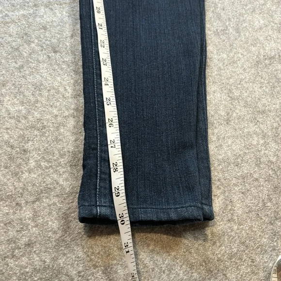 AG Jeans, The Abbey Mid Rise Super Skinny. Size 29R,  Dark Wash. - Picture 3 of 13
